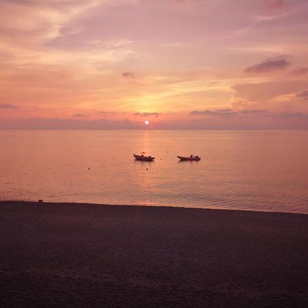 Camping B&B Gioiosa Джоиоза-Мареа Экстерьер фото