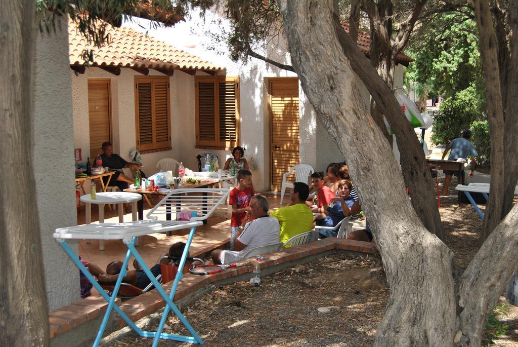 Camping B&B Gioiosa Джоиоза-Мареа Экстерьер фото