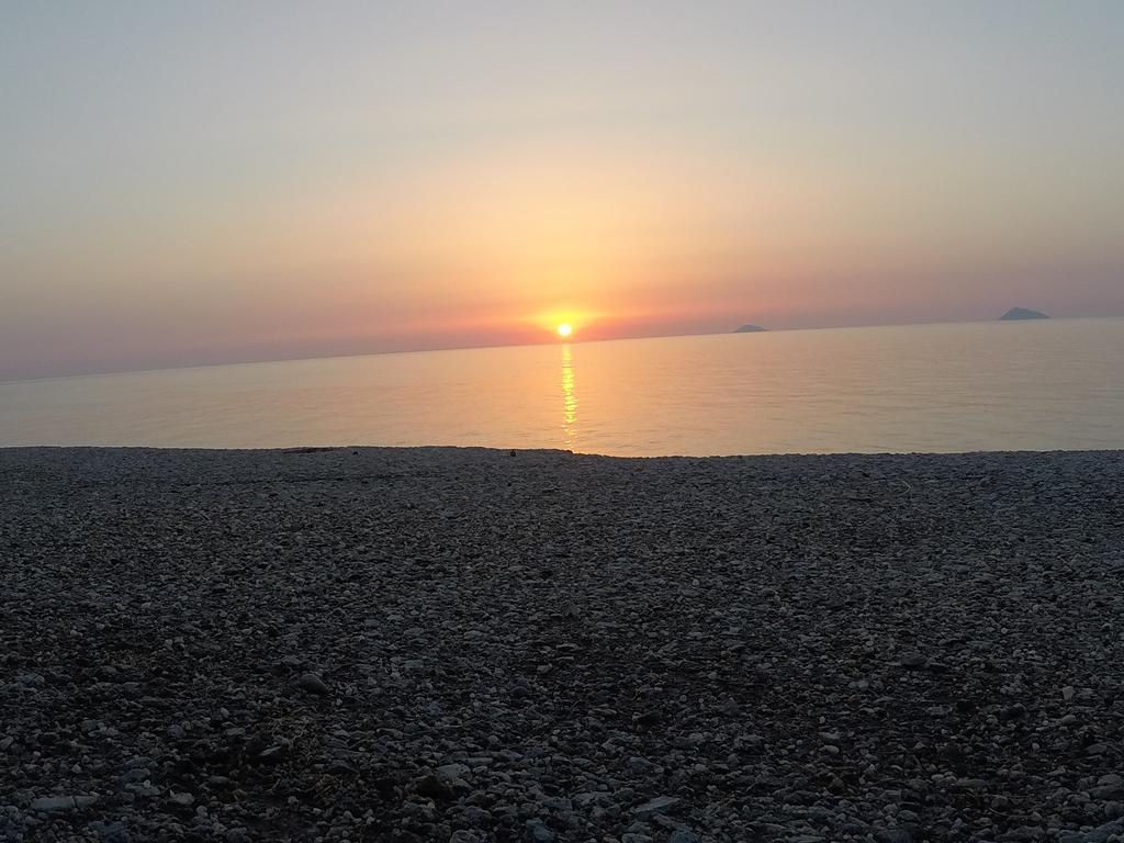 Camping B&B Gioiosa Джоиоза-Мареа Экстерьер фото