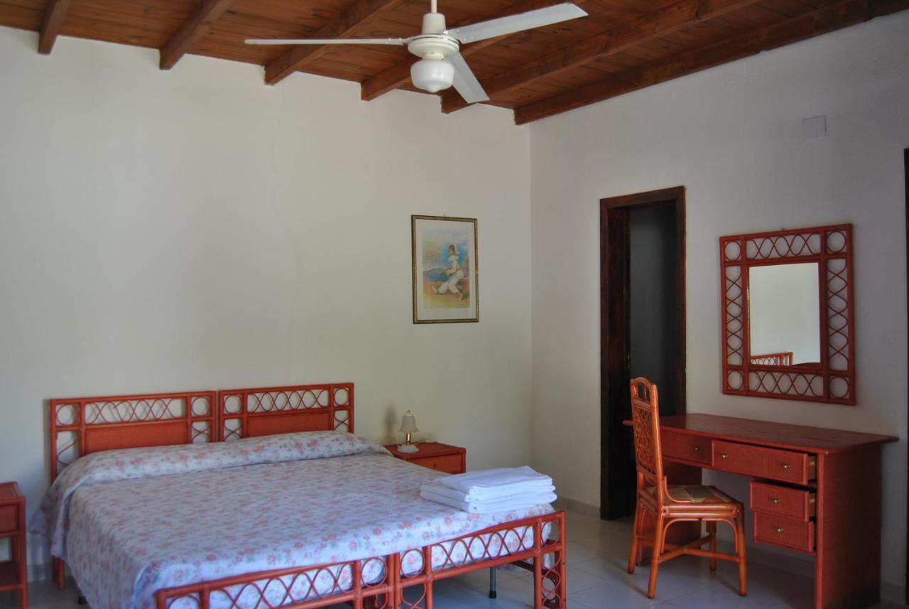 Camping B&B Gioiosa Джоиоза-Мареа Экстерьер фото