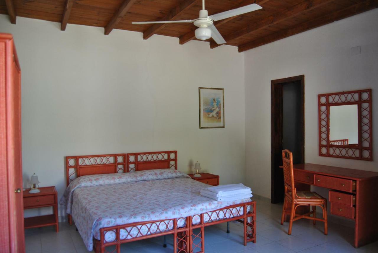 Camping B&B Gioiosa Джоиоза-Мареа Экстерьер фото